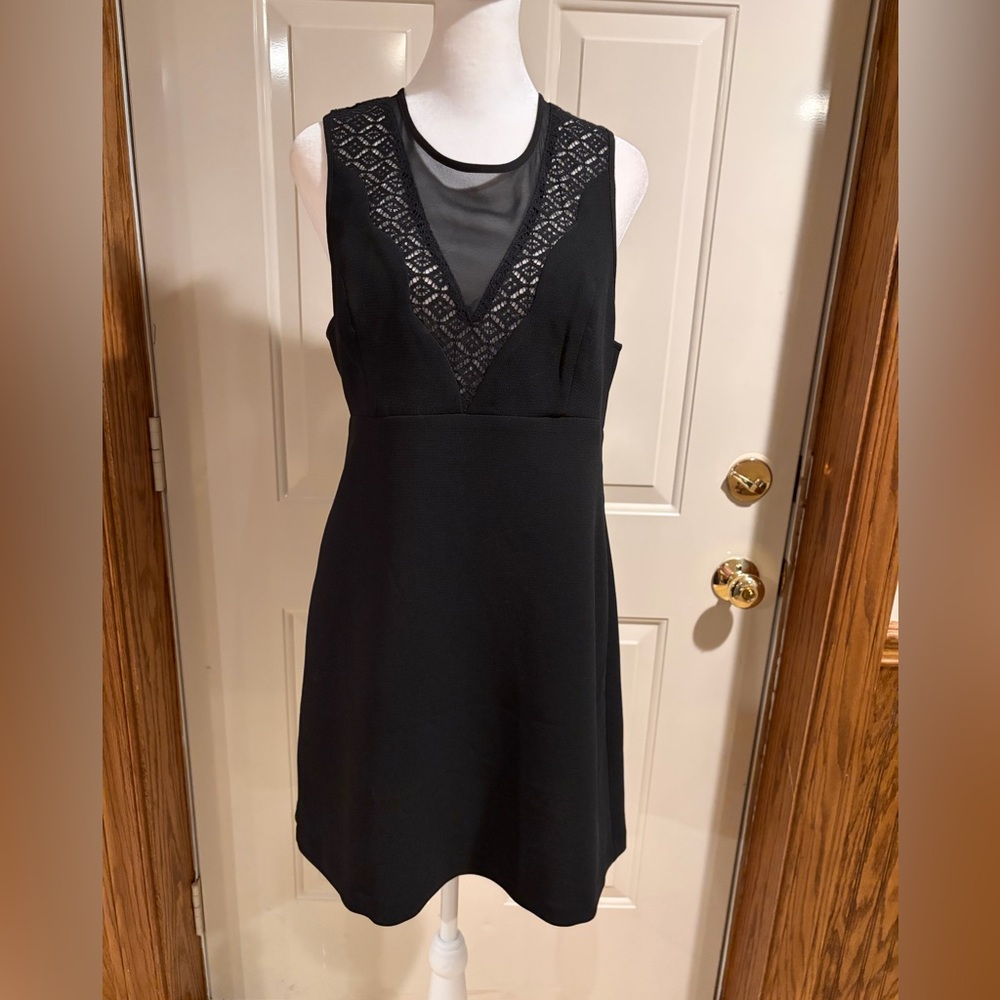 BCBG Generation Black Lace Mesh Fit & Flare Dress Size 10 NWT - Picture 2 of 8